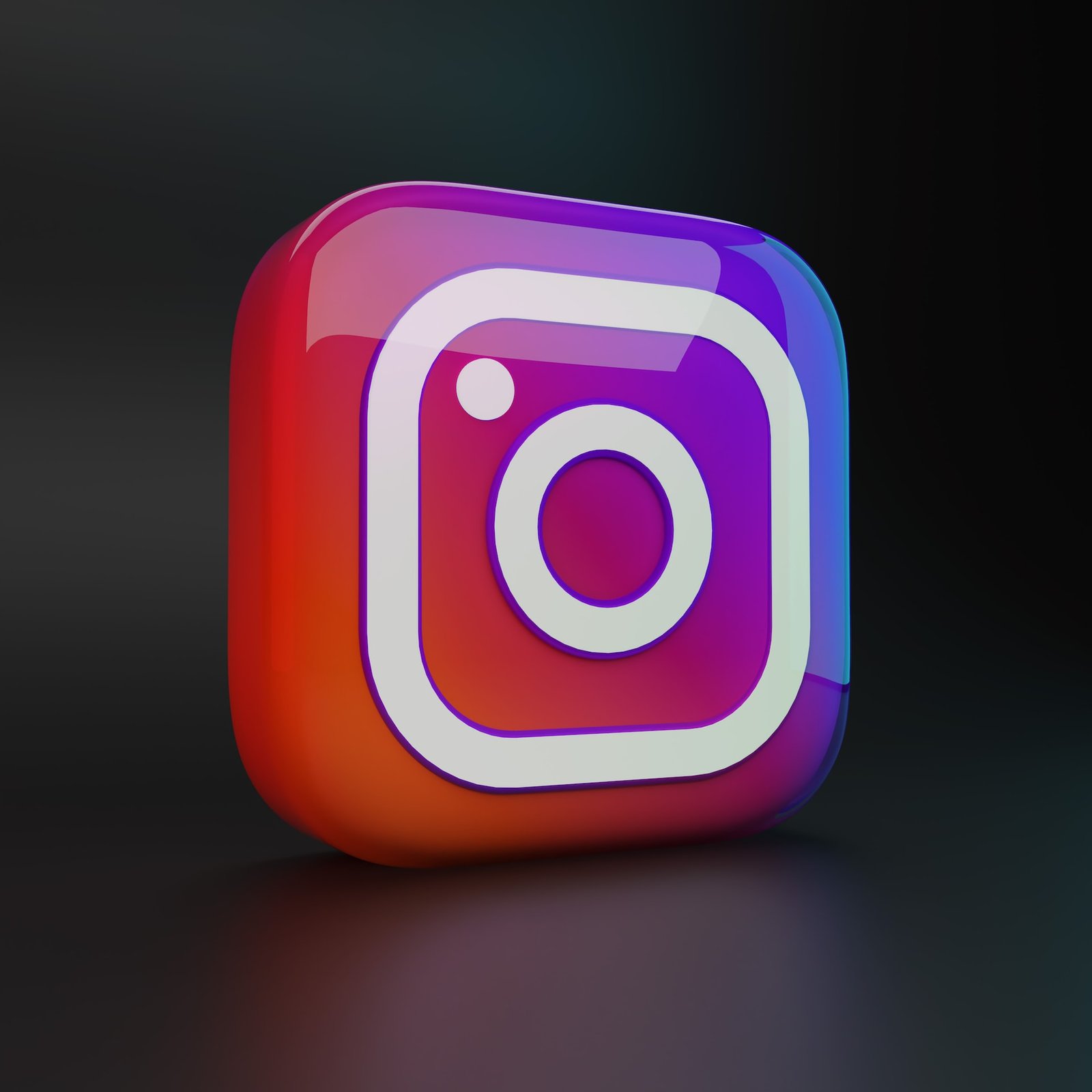 Instagram Rolling Out Reminder Ads, Testing Ads in Search Results