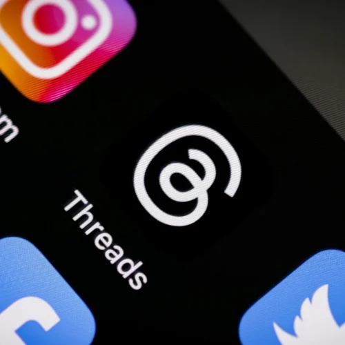 Meta Offers Financial Incentives to High-Profile Creators to Boost Engagement on Threads